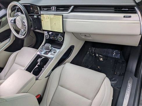 Certified 2025 Jaguar F-PACE R-Dynamic S AWD/4WD image 24