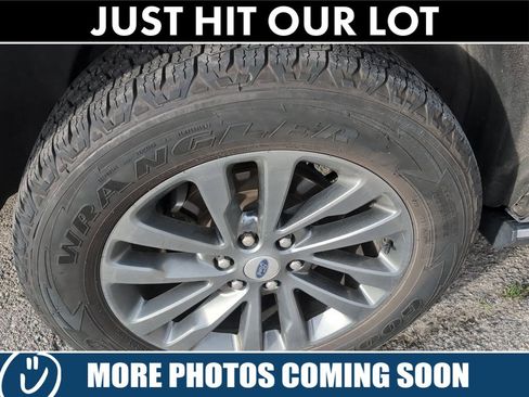 Used 2020 Ford Expedition Max Limited w/ Equipment Group 301A image 8