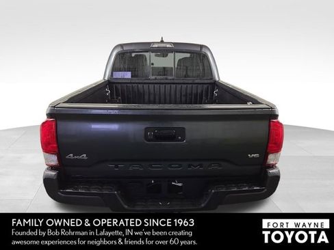 Used 2023 Toyota Tacoma SR image 8