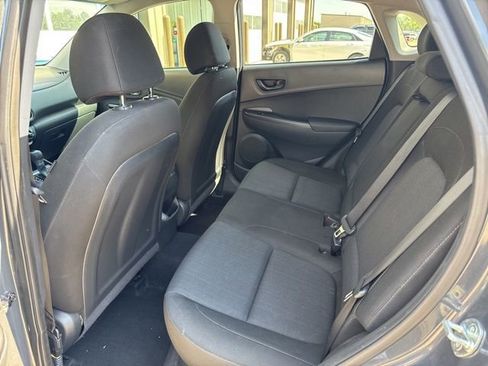 Used 2023 Hyundai Kona SEL FWD image 11