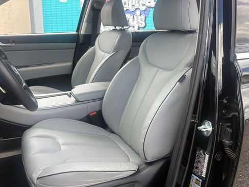 Used 2025 Hyundai Palisade SEL AWD/4WD image 9