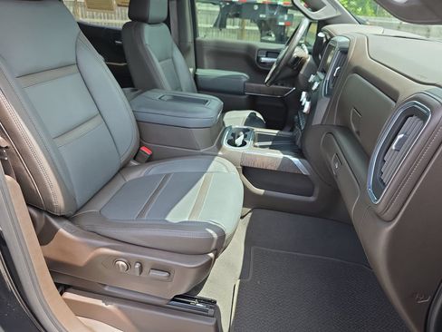 Used 2021 GMC Sierra 1500 Denali w/ Denali Ultimate Package AWD/4WD image 39