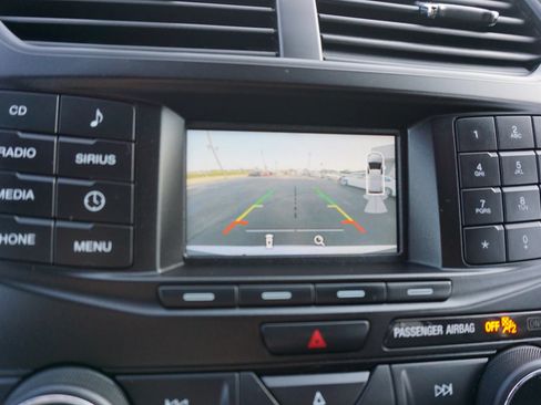 Used 2017 Ford Explorer XLT AWD/4WD image 11