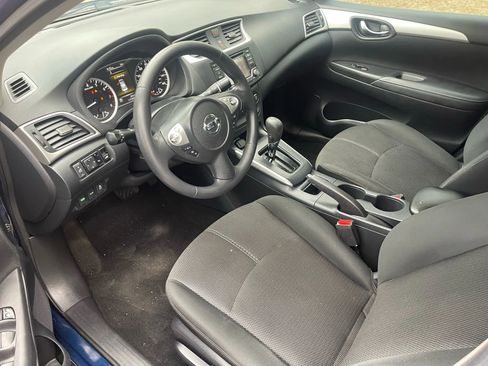 Used 2018 Nissan Sentra S image 11
