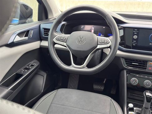 Used 2023 Volkswagen Taos SE w/ Panoramic Sunroof Package image 26