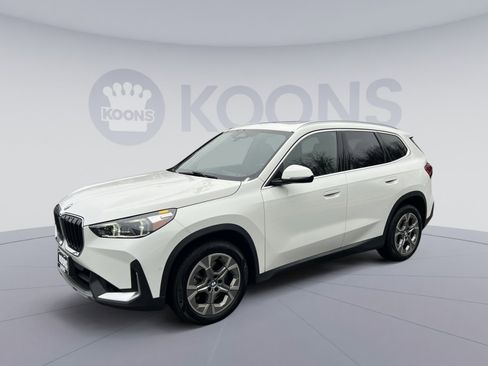 Used 2023 BMW X1 xDrive28i w/ Convenience Package image 1