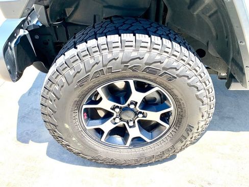 Used 2019 Jeep Wrangler Unlimited Rubicon AWD/4WD image 9