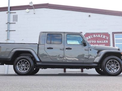 Used 2020 Jeep Gladiator Overland w/ Popular Equipment Package