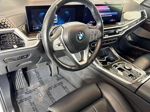 Used 2023 BMW X7 xDrive40i AWD/4WD image 9