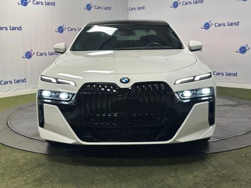 Used 2024 BMW 760i xDrive 760i xDrive Sedan 4D w/ Premium Package image 7