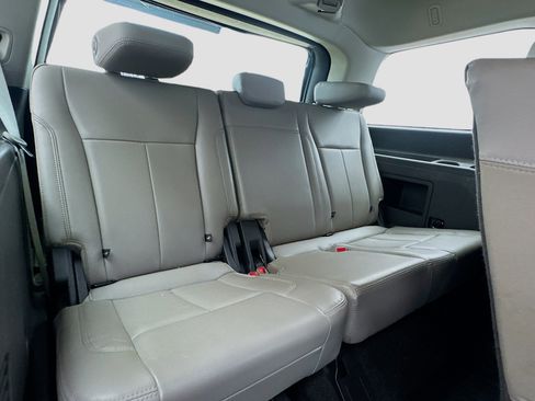 Used 2019 Ford Expedition XLT w/ Equipment Group 201A image 18