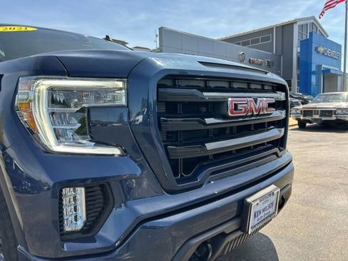 Used 2021 GMC Sierra 1500 Elevation w/ X31 Off-Road Package AWD/4WD image 4