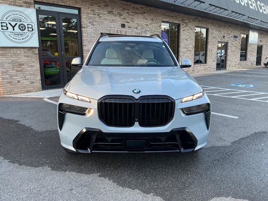 Used 2024 BMW X7 xDrive40i w/ Executive Package AWD/4WD image 10