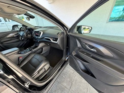 Used 2020 GMC Terrain SLT image 14