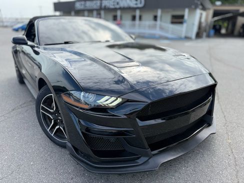 Used 2021 Ford Mustang Convertible w/ Equipment Group 101A RWD image 13