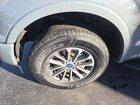 Used 2020 Ford F150 XLT w/ Equipment Group 302A Luxury image 18