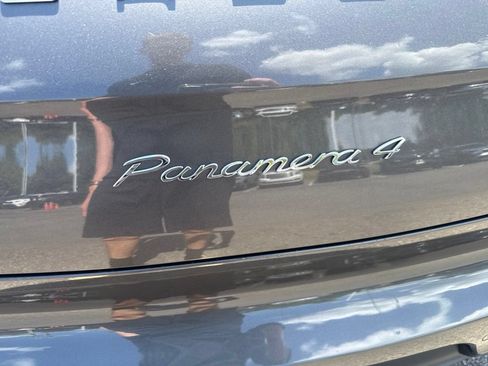 Used 2016 Porsche Panamera 4 AWD/4WD image 86