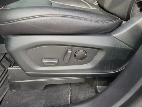 Certified 2022 Ford Explorer Limited image 9