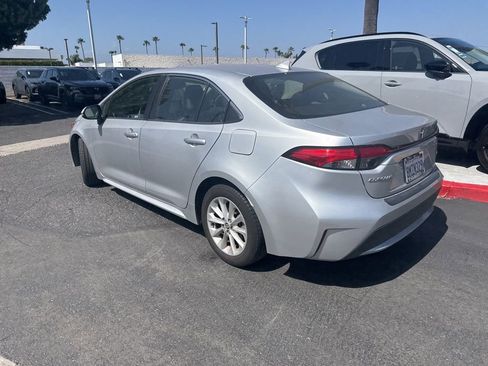 Used 2020 Toyota Corolla XLE w/ Carpet Mat Package (TMS) FWD image 13
