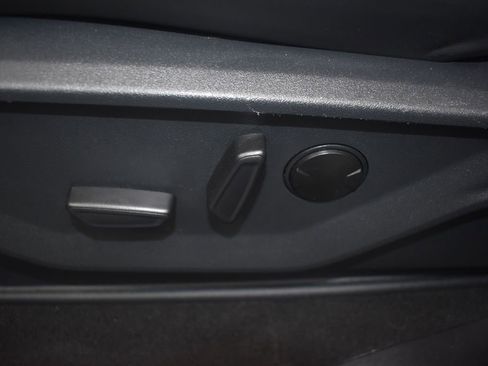 Used 2025 Ford Expedition Max Platinum AWD/4WD image 18