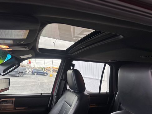 Used 2017 Ford Expedition XLT w/ Equipment Group 202A image 9