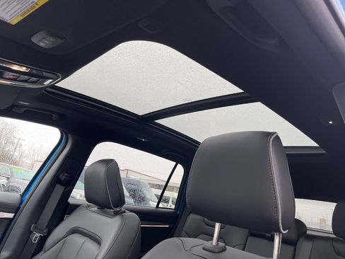 Used 2025 Jeep Wagoneer S Limited image 23