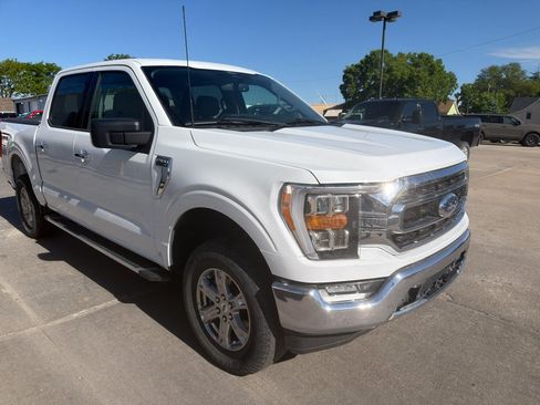 Used 2022 Ford F150 XLT w/ Equipment Group 302A High AWD/4WD image 2