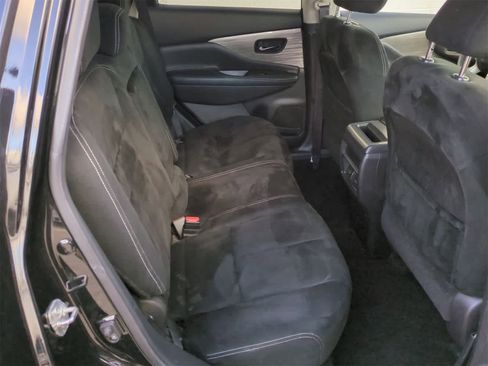 Used 2015 Nissan Murano S image 20