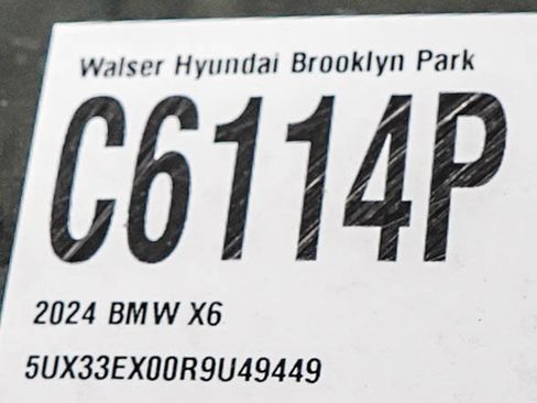 Used 2024 BMW X6 xDrive40i AWD/4WD image 32