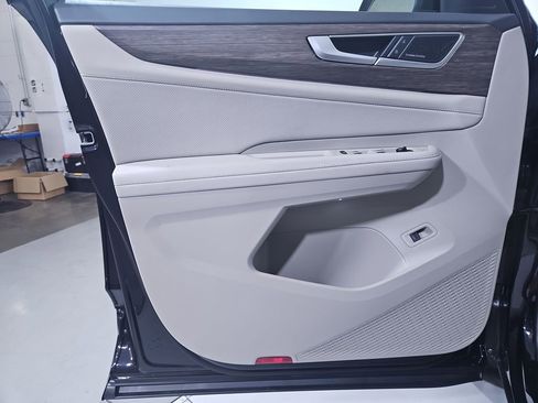 New 2026 Volkswagen Atlas SEL Premium R-Line image 10