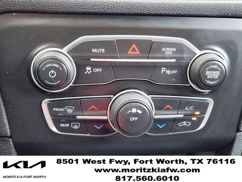 Used 2021 Dodge Charger SXT w/ Blacktop Package RWD image 18