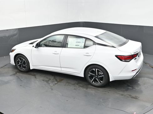 New 2025 Nissan Sentra SV w/ All-Weather Package image 34