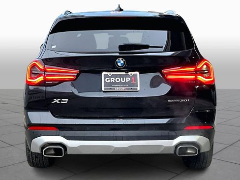 Used 2023 BMW X3 sDrive30i w/ Premium Package image 4
