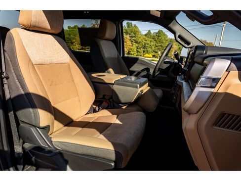 Used 2024 Ford F250 XLT image 16