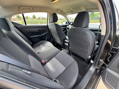 Used 2024 Nissan Sentra SV image 38