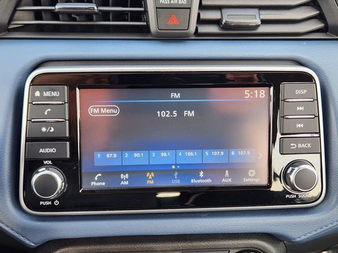 Used 2025 Nissan Versa SV FWD image 17