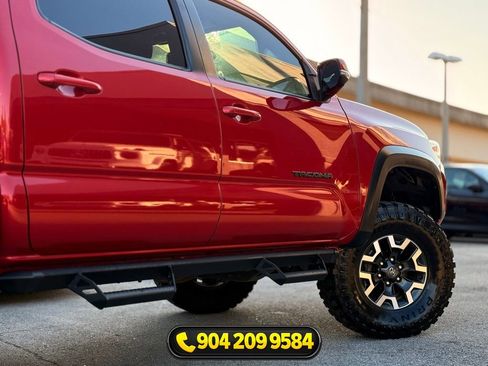Used 2021 Toyota Tacoma TRD Off-Road w/ Technology Package AWD/4WD image 8