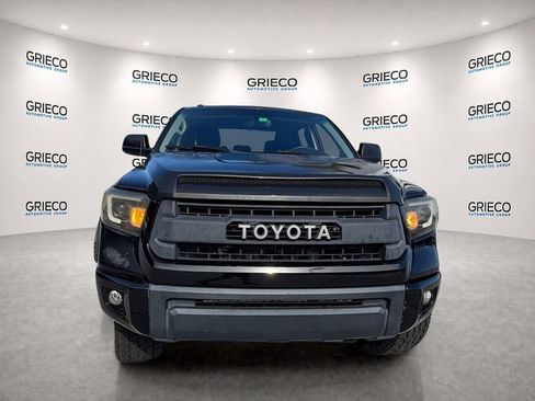 Used 2016 Toyota Tundra SR5 w/ SR5 Upgrade Package AWD/4WD image 2