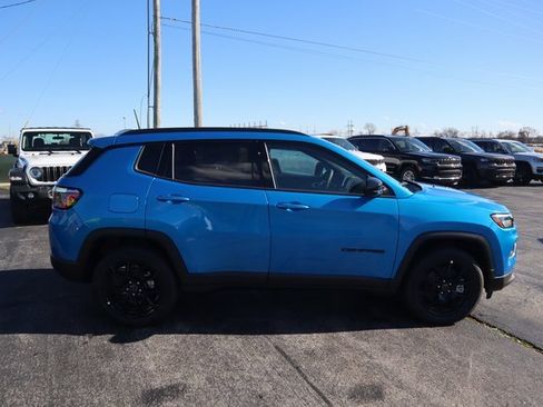 New 2026 Jeep Compass Latitude image 3