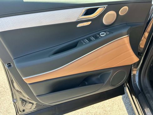 New 2026 Genesis GV80 2.5T Prestige image 16