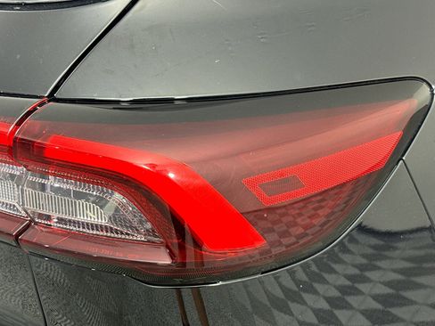 Used 2024 Ford Escape Platinum image 33