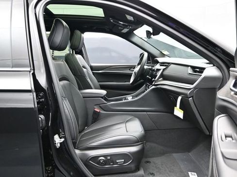 New 2026 Jeep Grand Cherokee L Limited AWD/4WD image 26