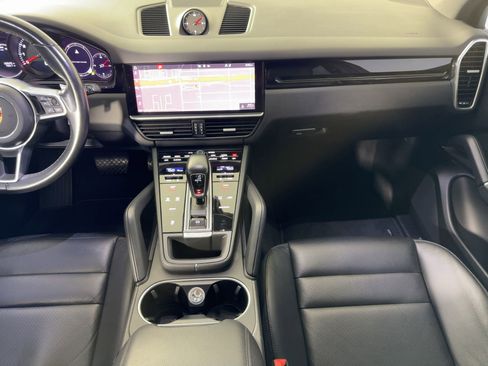 Certified 2021 Porsche Cayenne image 28