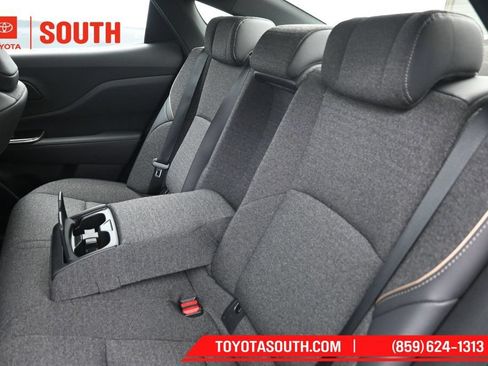 Used 2024 Toyota Crown AWD/4WD image 27
