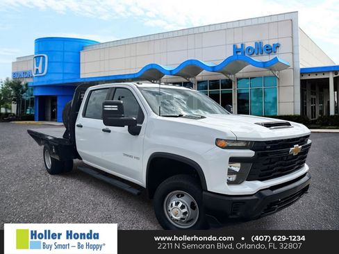 Used 2024 Chevrolet Silverado 3500 W/T w/ Snow Plow Prep Package image 1