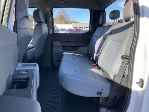 New 2026 Ford F250 XL w/ FX4 Off-Road Package image 14