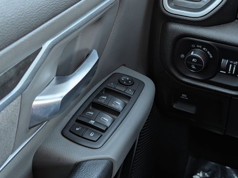 Used 2019 RAM 1500 Big Horn image 21