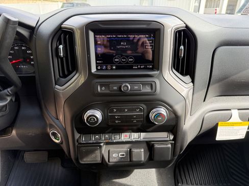 New 2026 GMC Sierra 1500 Pro AWD/4WD image 15