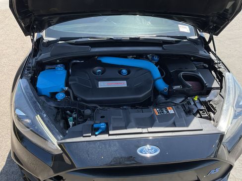 Used 2017 Ford Focus RS AWD/4WD image 22