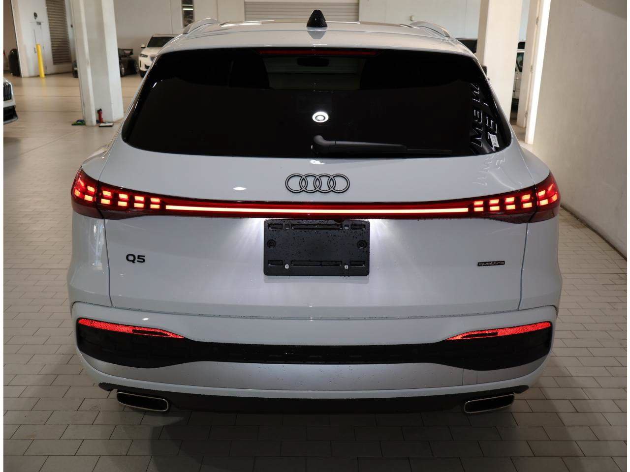 Used 2025 Audi Q5 Premium Plus AWD/4WD image 6